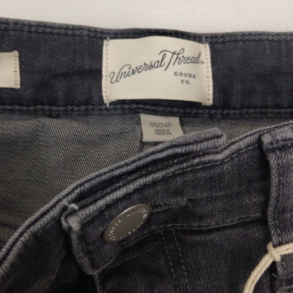 Universal Thread High Rise Bermuda Jean Shorts 00 New - Picture 3 of 7